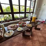 Гостевой дом Majak Dublovice