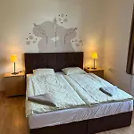 Majak Guest house